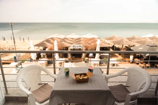 Aktis Sea View Studios