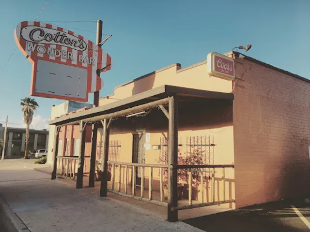 Wonder Bar