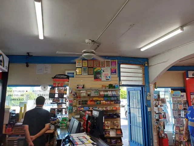 North Curl Curl Newsagency