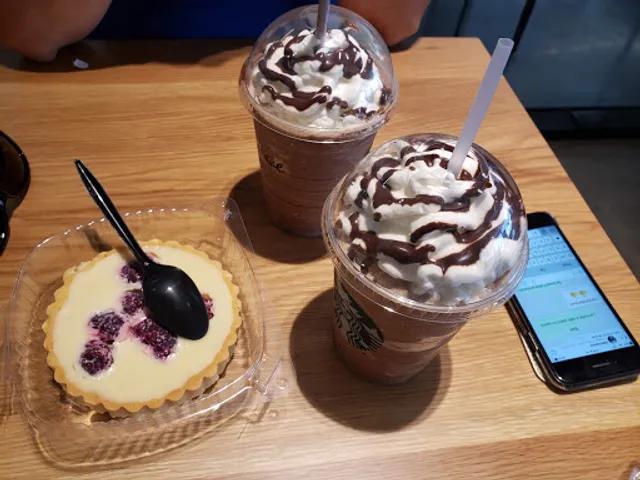 Starbucks Park Point