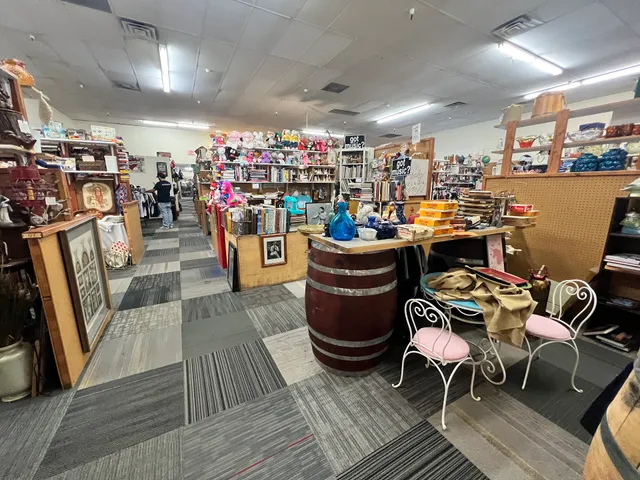 Call it New / Call it Antique - Mesa, AZ