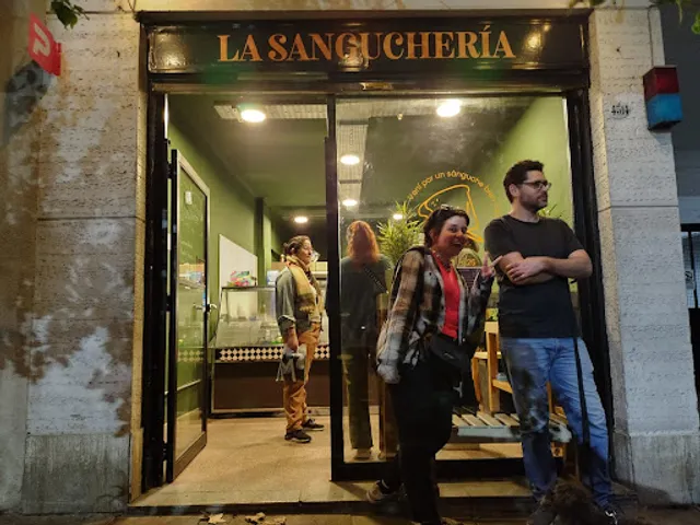 La Sanguchería 10-25