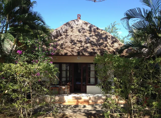 Romeo Beachfront Bungalow