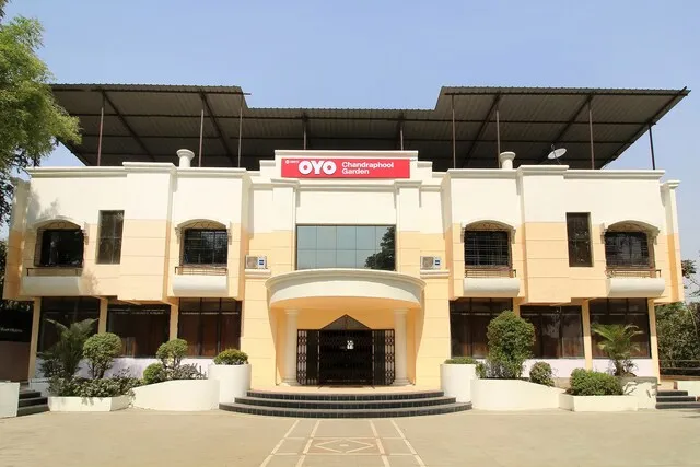 OYO 29615 Chandraphool Garden