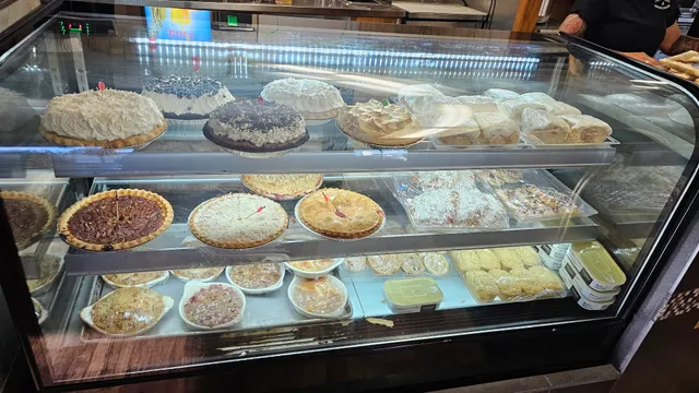 Cottage Cafe & Fireside Lounge