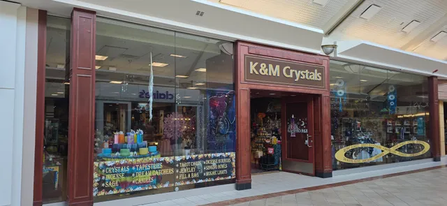 K&M CRYSTALS