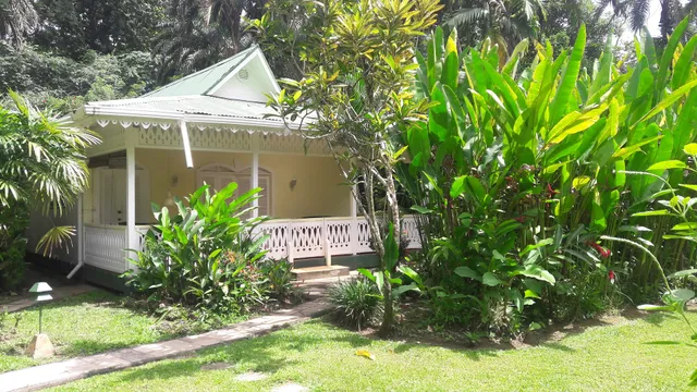 Playa Negra Guesthouse