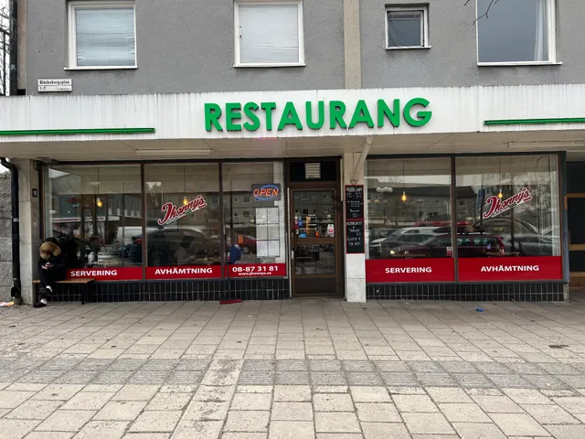 Jhonny's American & Italian Kitchen