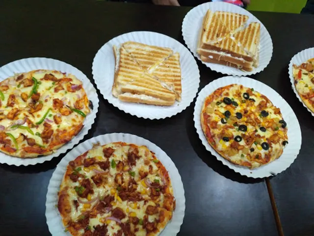 Chef’s Pizza