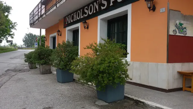 Nickolson'S Pub Cinzia Di Veronese