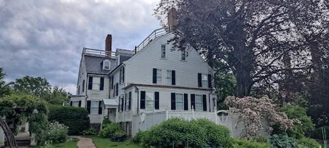 Salem Historical Witch & Ghost Tours