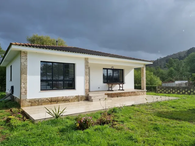 Espasante Beach Resort