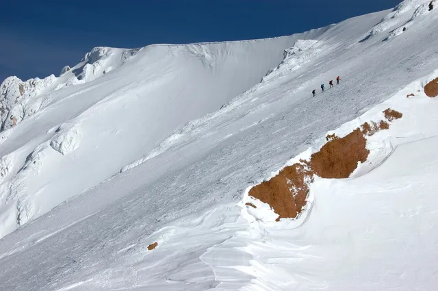 Shasta Mountain Guides