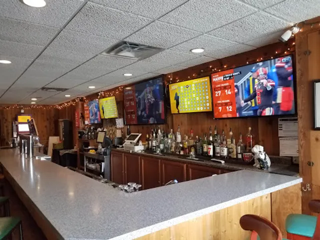 The Bulldog Pub and Grille - Lagrange, OH