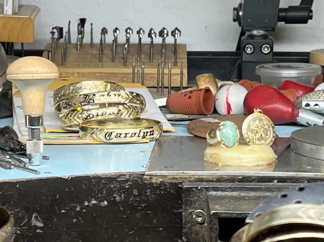 Hawaii's Heritage Jewelers