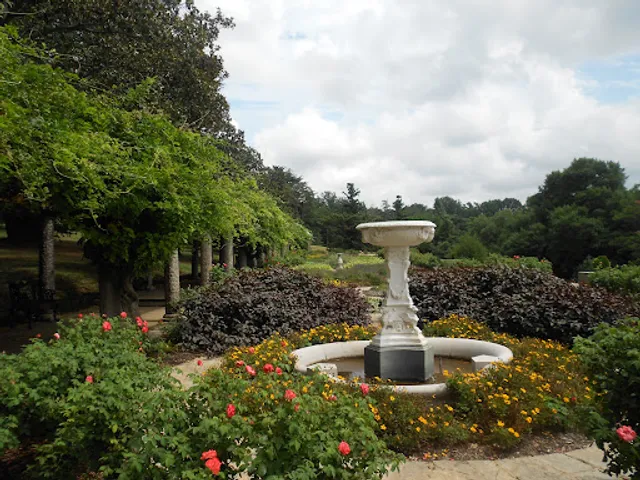 Unidad Park & Community Garden