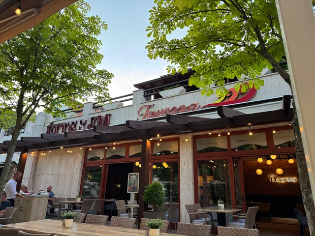 Taverna Étterem és Vendégház