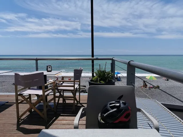 40 Nodi Restaurant Lounge Bar