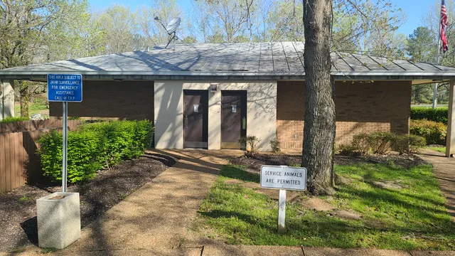 Eb - Dickson, Tn - Rest Area