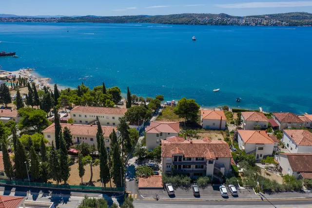 Mar deLuxe Apartments