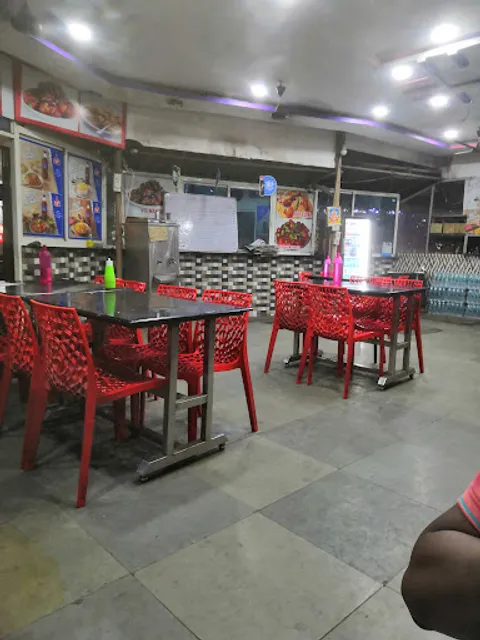 Sri Forum Food Court