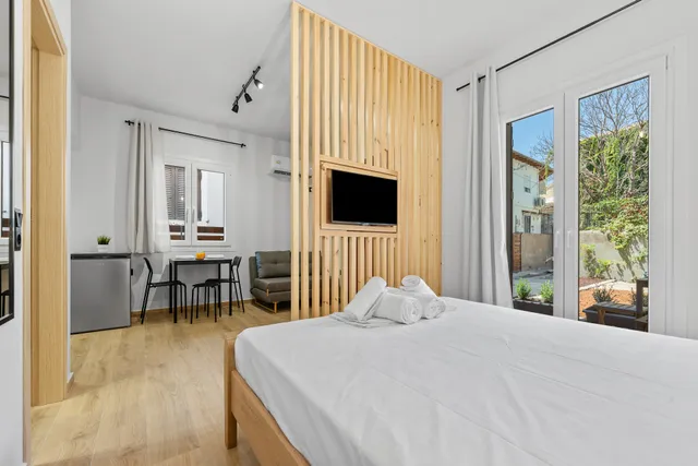 Carina Studios Lefkada