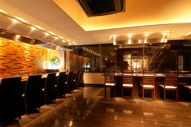 ステーキラウンジ煉