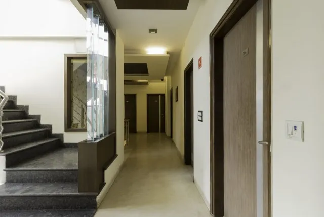 OYO 3719 White Castle