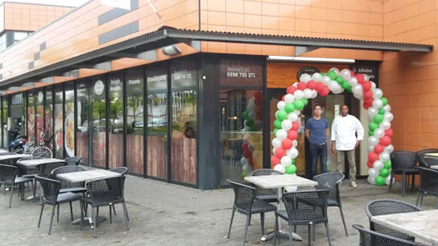 Pizzeria & Steakhouse