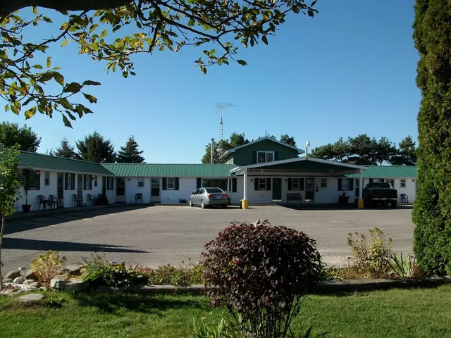 Silver Motel