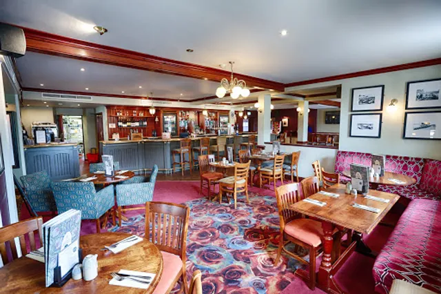 The Sir George Carteret - Randalls Pubs