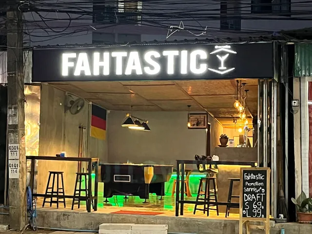 Fahtastic - German Sports Bar & Cocktails & Pool & Dart - Koh Samui