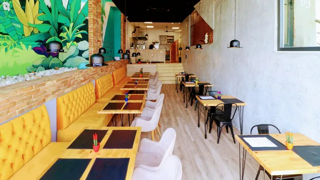 The Nomad Burgers & Steaks