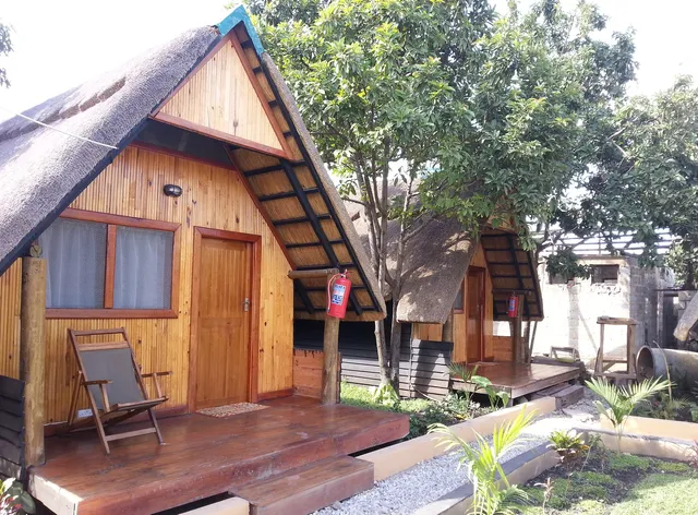 Broads Backpackers Lodges