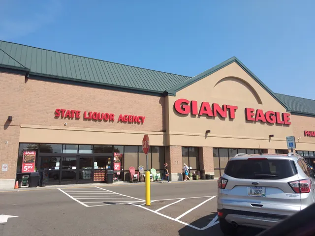 Giant Eagle Supermarket