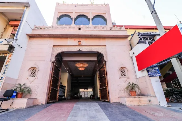 OYO The Royal Haveli