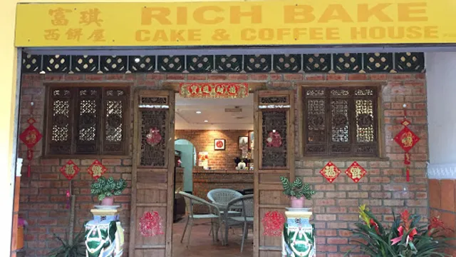 Rich Bake Cake & Coffee House