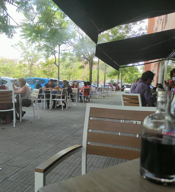 Amares Coslada Restaurante