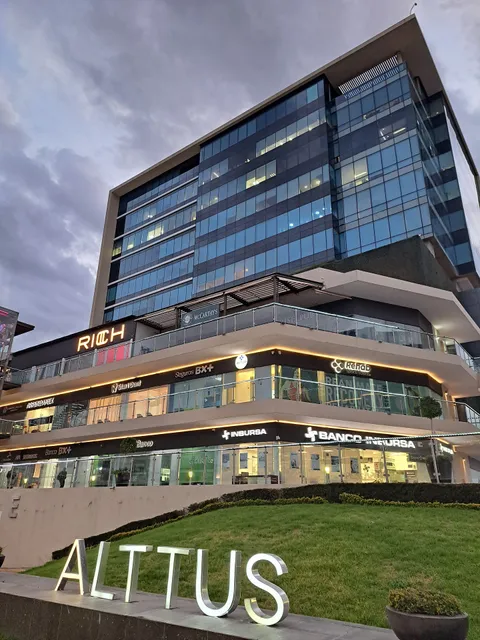 Alttus Corporate Center & Plaza