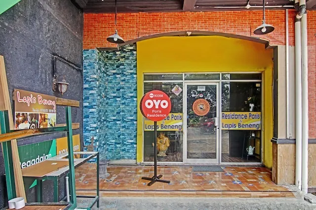 Super OYO 90358 Poris Residence Syariah