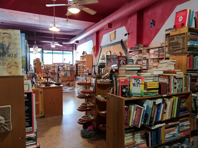 CatTale's Books & Gifts