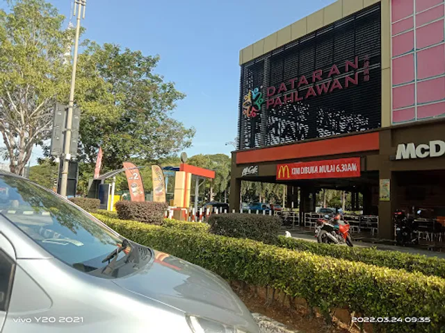 McDonald's Dataran Pahlawan 2