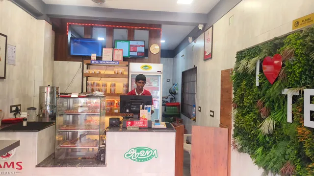 Rams Tea House & Aahaa Idiyappam