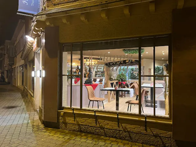 Happy Chang Thai Restaurant