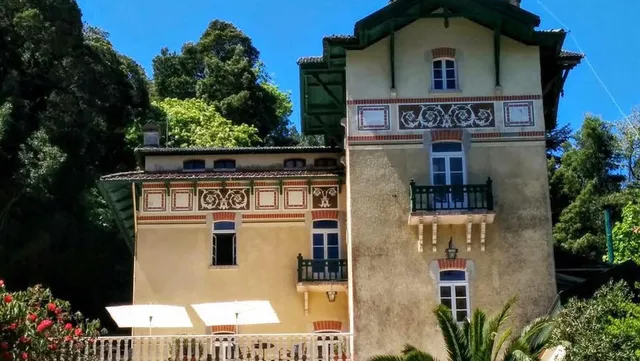 Chalet Relogio Guesthouse