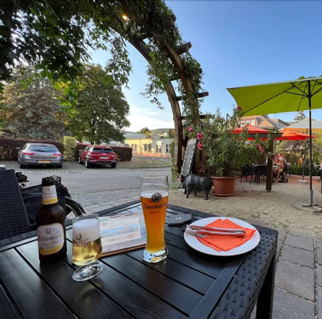 Wein im Turm - Weingut J. Schmitt