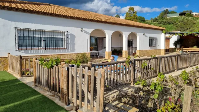 La Sombra de la Parra