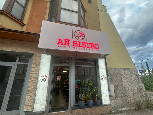 AŇ Bistro