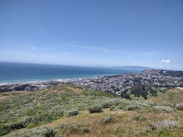 Milagra Overlook Hiking Trail