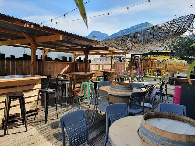 Le LOCAL Restaurant et Lieu de vie